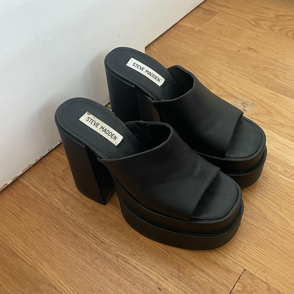 Steve Madden Cagey heels